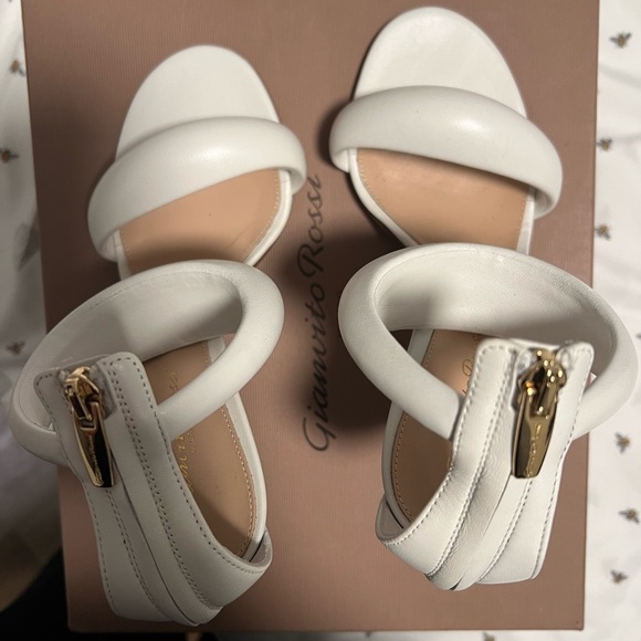 SOLD - Picture 1 of 11